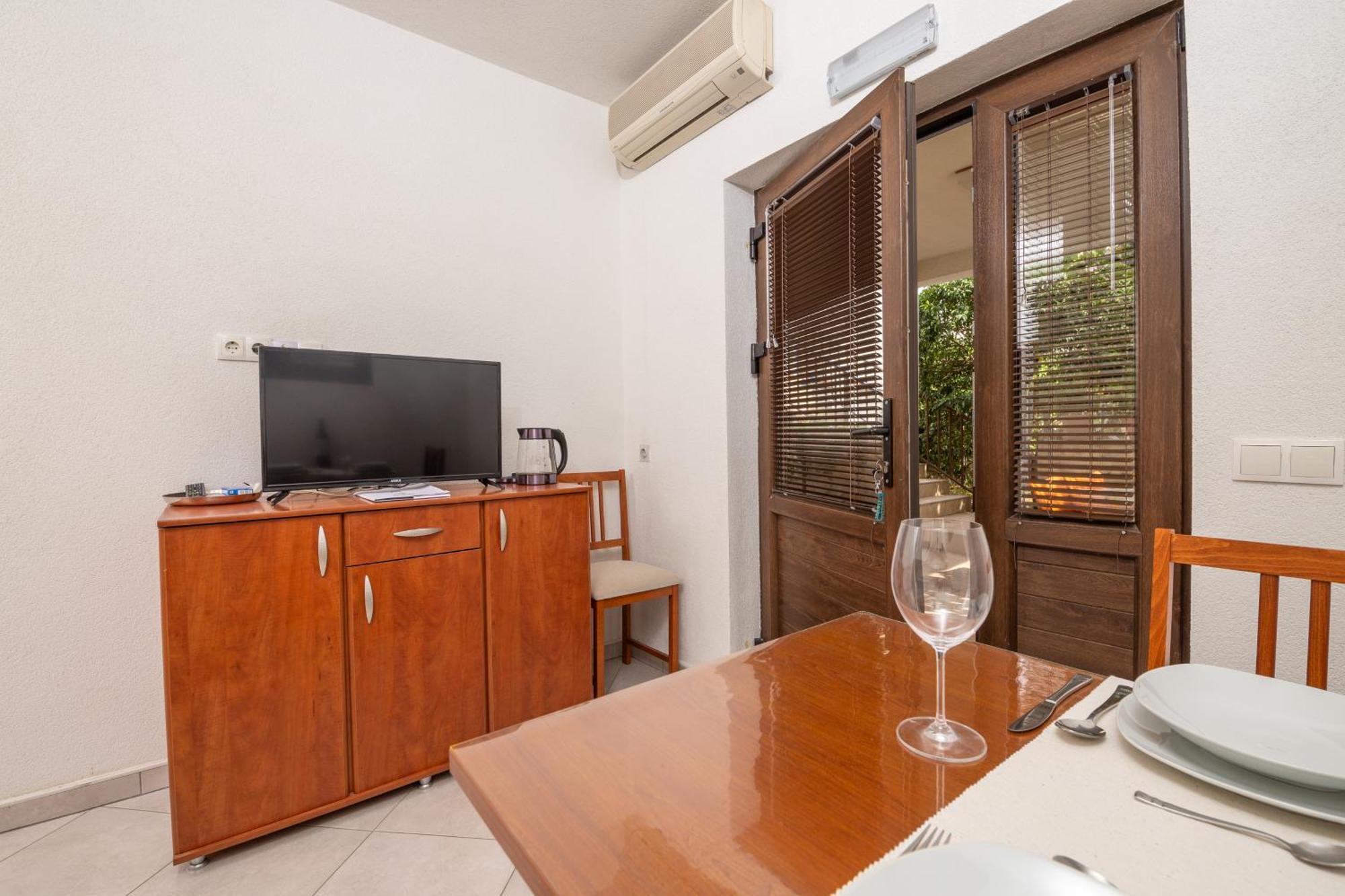 Apartments Damjanic Jerko Vrboska Zewnętrze zdjęcie