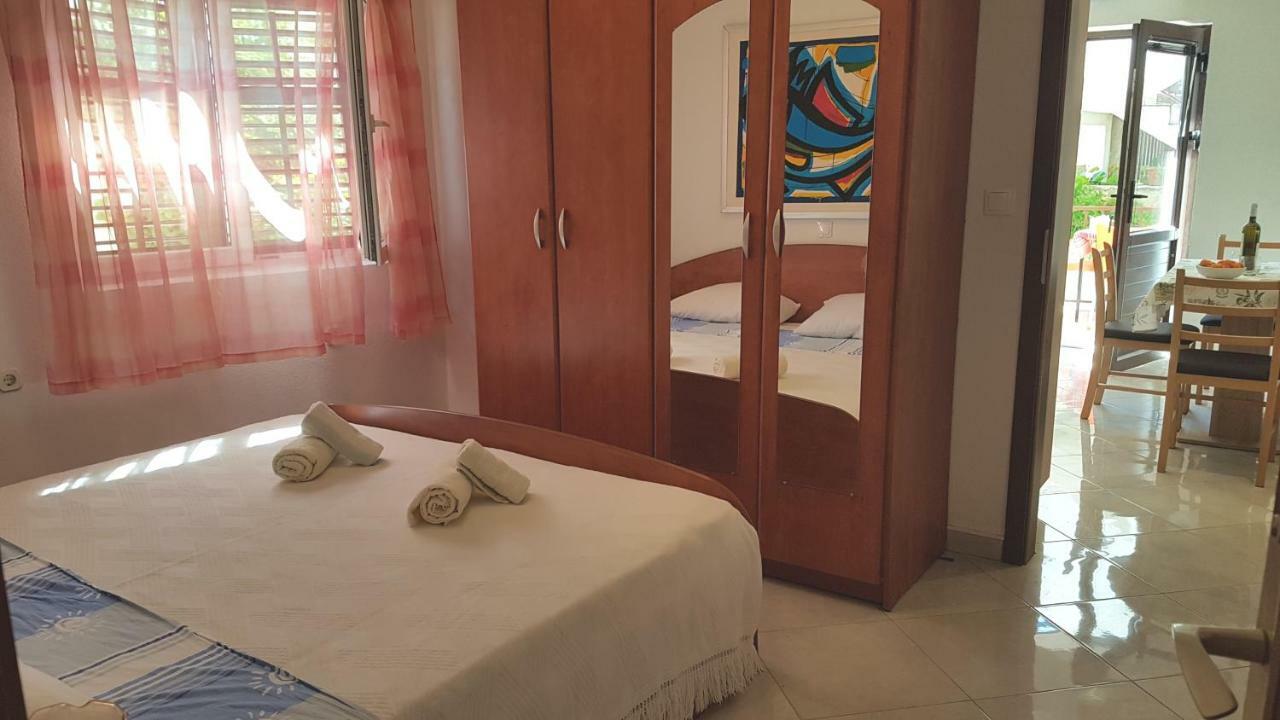 Apartments Damjanic Jerko Vrboska Zewnętrze zdjęcie